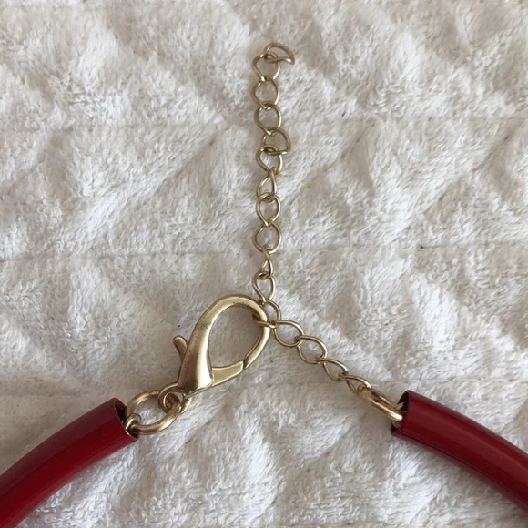 Statement Necklace - Picture 5 of 7